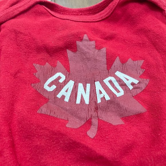 11 Piece Baby Boy Bundle - One Piece, Bodysuits (3-6months, 3months) - Picture 13 of 16